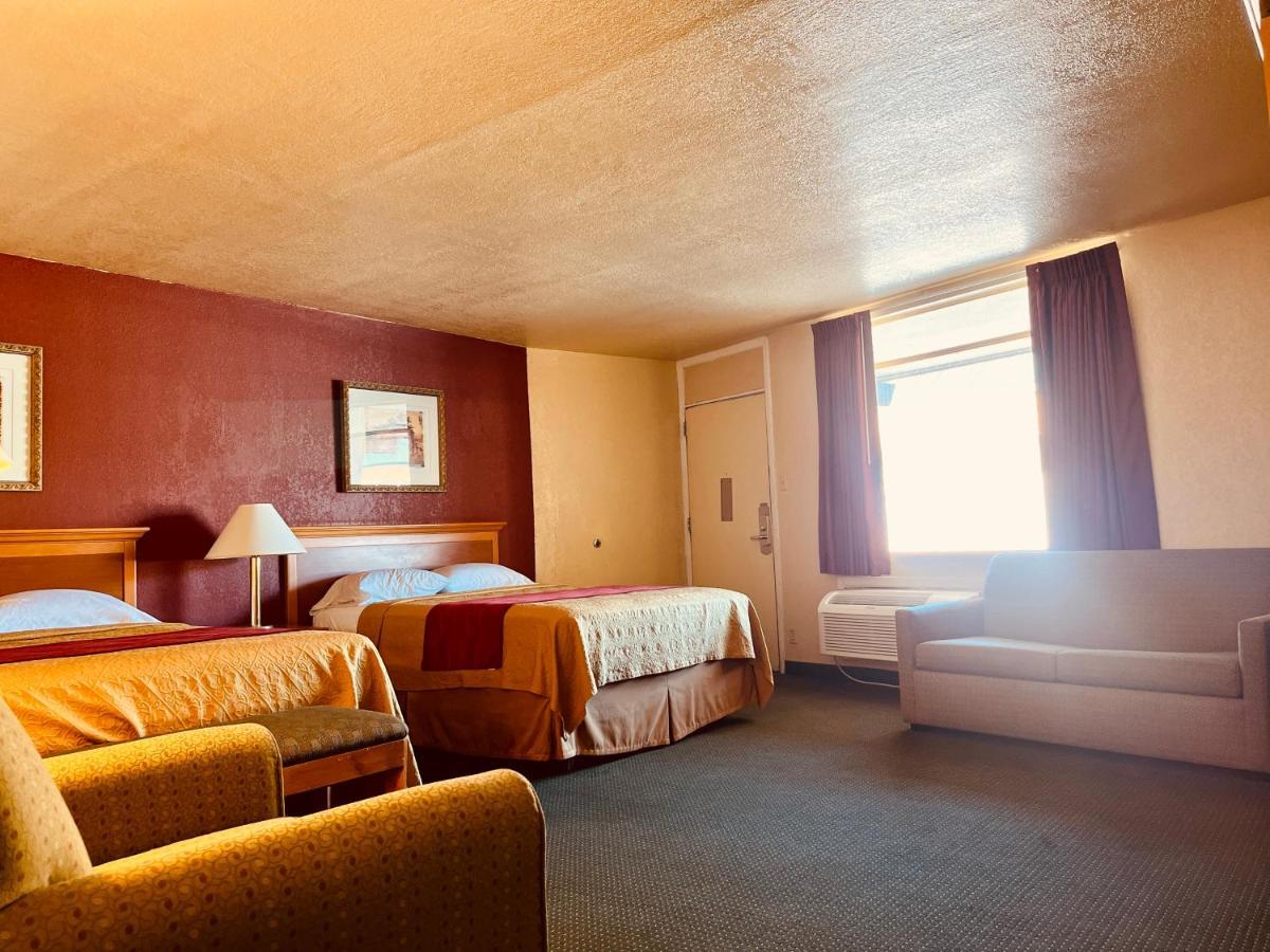 Econo Lodge Del Rio Buitenkant foto