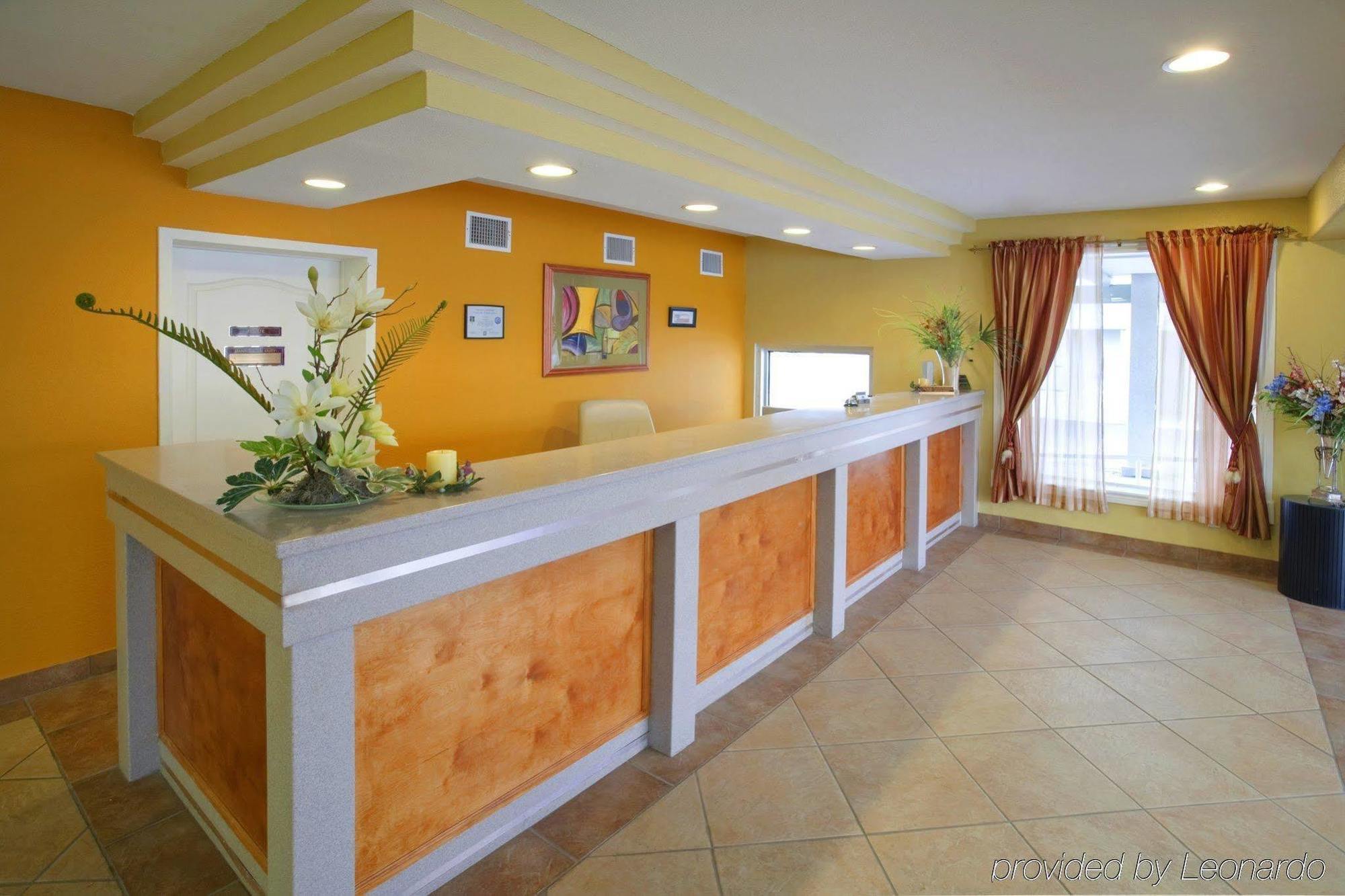 Econo Lodge Del Rio Interieur foto